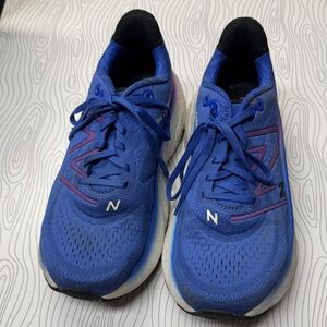 New Balance Fresh Foam More Royal Blue Sneakers with Mauve Accents, sz 9.5
